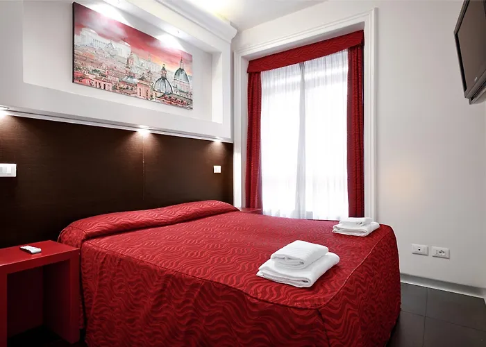 ゲストハウス インペリアル スイート 4*